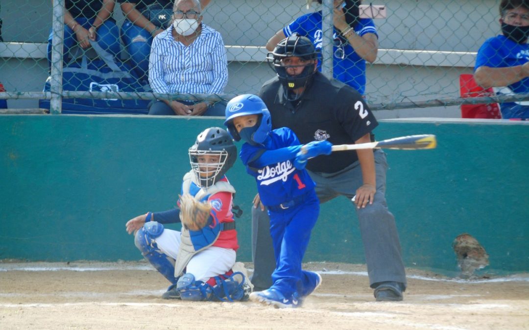 Intensos encuentros se ponen en marcha en el Mazatlán Baseball Tournament