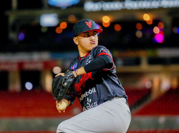 Juan Pablo Téllez y su debut con Venados de Mazatlán