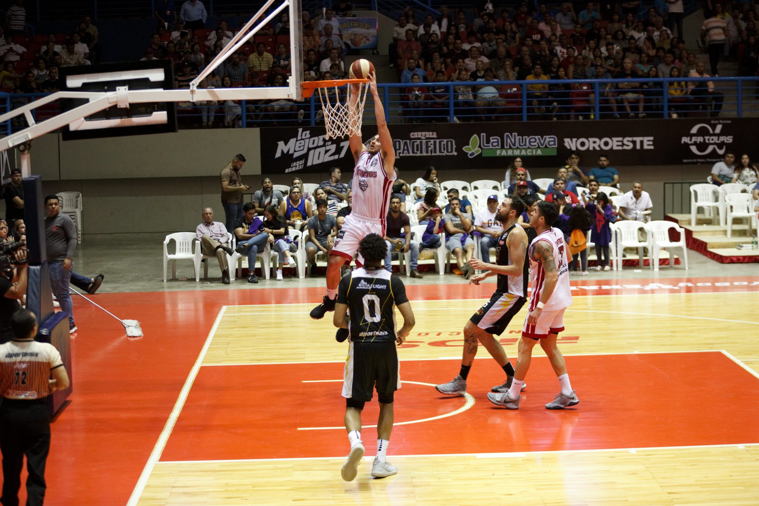 Joshua Ramírez aportará poder a Venados Basketball en la temporada 2022 de Cibacopa.